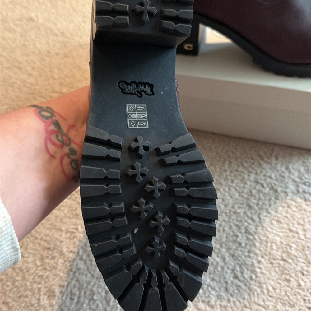Burgundy Coach boots never worn 9.5 - Picture 5 of 5